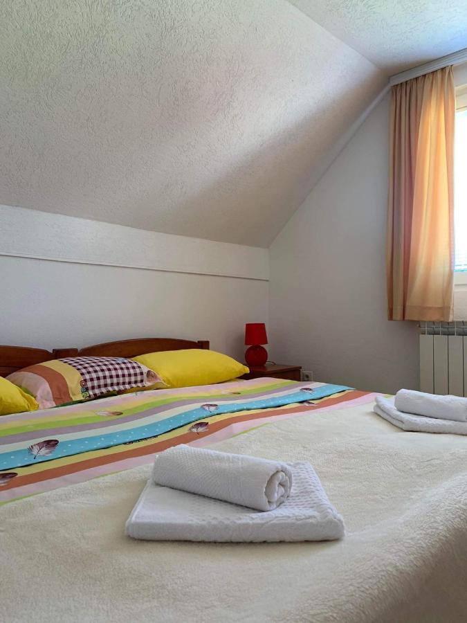 Apartment & Rooms Sweet Dreams Žabljak Exteriör bild